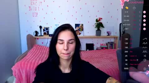 Molly online show from April 29, 4:05 am