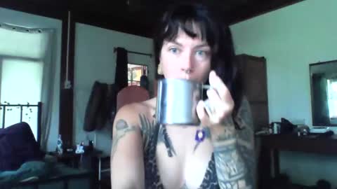 Snapshot of pixiecatfairy chatting on November 22, 1:15 am pixiecatfairy online show from November 22, 1:15 am