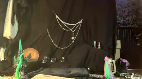 pixiemossball online show from July 30, 7:29 am