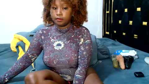 Snapshot of pixietease1 chatting on July 31, 8:52 pm pixietease1 online show from July 31, 8:52 pm