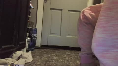 pizzedwife online show from June 8, 1:28 am