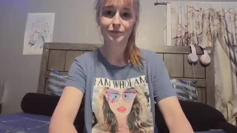 pizzedwife online show from July 8, 3:33 am