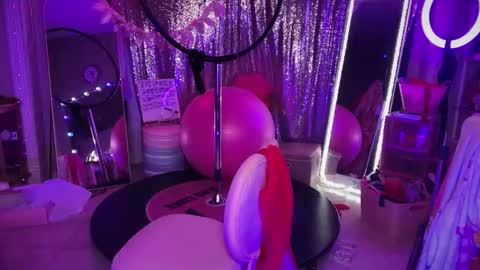 Dumb bimbo fuck doll online show from February 15, 5:59 am