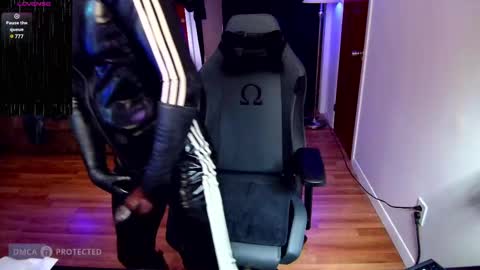 Snapshot of plasticme chatting on February 22, 6:08 pm plasticme online show from February 22, 6:08 pm