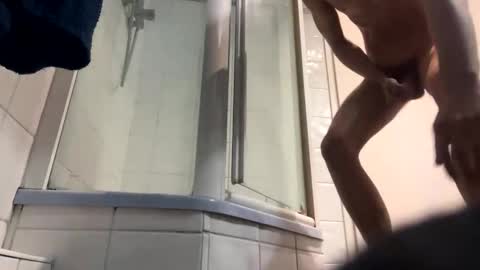 Snapshot of playandten chatting on December 2, 6:08 am playandten online show from December 2, 6:08 am