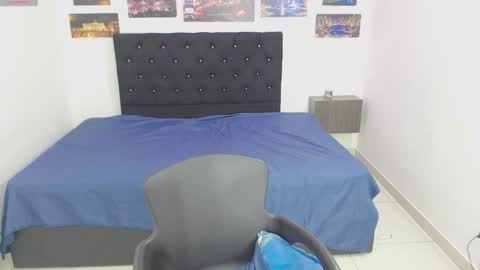 Snapshot of playboy_sex6 chatting on December 12, 5:04 pm PETER online show from December 12, 5:04 pm