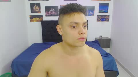 Snapshot of playboy_sex6 chatting on December 14, 3:36 pm PETER online show from December 14, 3:36 pm