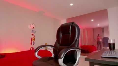 Snapshot of playboybunny_x chatting on July 1, 7:24 pm babybunny online show from July 1, 7:24 pm