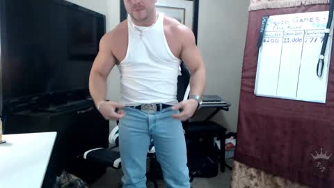 Snapshot of player2pawns chatting on December 17, 2:01 am Player online show from December 17, 2:01 am