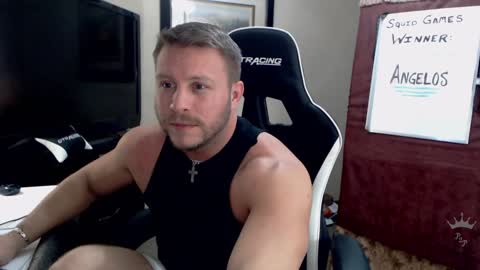 Snapshot of player2pawns chatting on January 10, 8:29 am Player online show from January 10, 8:29 am