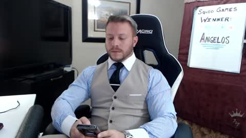 Snapshot of player2pawns chatting on January 11, 4:48 am Player online show from January 11, 4:48 am