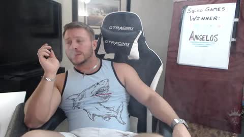 Snapshot of player2pawns chatting on January 12, 11:07 am Player online show from January 12, 11:07 am