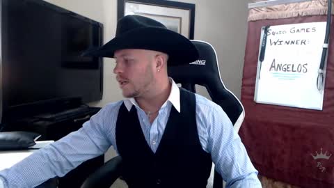 Snapshot of player2pawns chatting on January 23, 10:01 pm Player online show from January 23, 10:01 pm