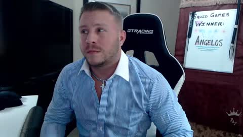 Snapshot of player2pawns chatting on January 24, 1:03 am Player online show from January 24, 1:03 am