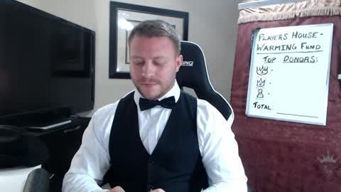 Snapshot of player2pawns chatting on February 4, 11:38 pm Player online show from February 4, 11:38 pm