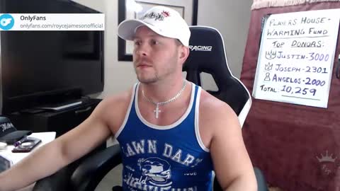 Snapshot of player2pawns chatting on February 23, 12:05 pm Player online show from February 23, 12:05 pm