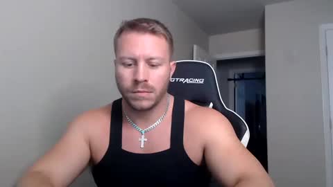 Snapshot of player2pawns chatting on October 12, 10:53 pm Player online show from October 12, 10:53 pm