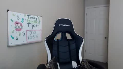 Player online show from April 24, 10:56 pm