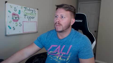 Player online show from April 28, 5:12 am