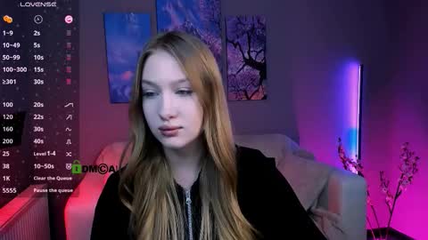 Sophie online show from October 10, 10:31 pm