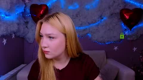 Sophie online show from June 27, 7:19 pm