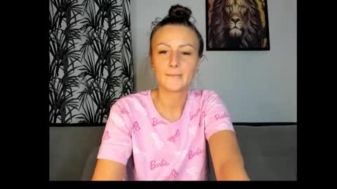 Snapshot of playfulaudrey chatting on May 31, 10:11 pm PlayfulAudrey online show from May 31, 10:11 pm