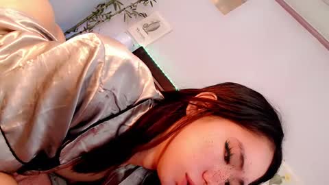 Snapshot of playfulcock69_kate chatting on March 11, 12:44 am kate online show from March 11, 12:44 am