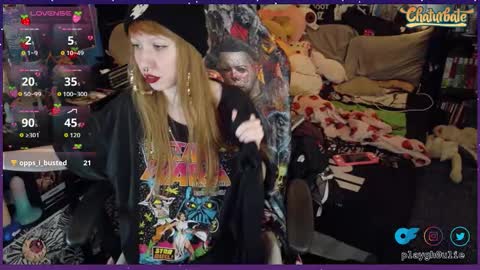 Snapshot of playgh0ul chatting on November 9, 8:45 am playgh0ul Ghoulie online show from November 9, 8:45 am