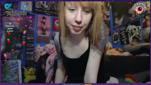 Snapshot of playgh0ul chatting on March 26, 7:03 am playgh0ul Ghoulie online show from March 26, 7:03 am