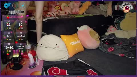 Snapshot of playgh0ul chatting on May 16, 7:05 am playgh0ul Ghoulie online show from May 16, 7:05 am