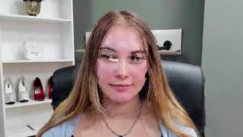 Snapshot of playgirl_valeria chatting on October 26, 8:04 pm Valeria online show from October 26, 8:04 pm