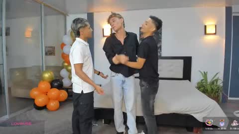   online show from November 21, 11:03 pm