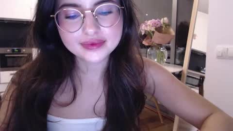 Snapshot of playnofuckinggames chatting on October 4, 9:02 pm Mary online show from October 4, 9:02 pm