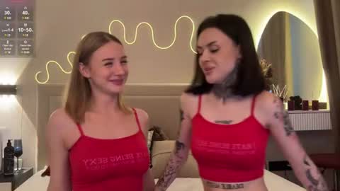 Simona and Bonnie online show from June 12, 1:21 pm
