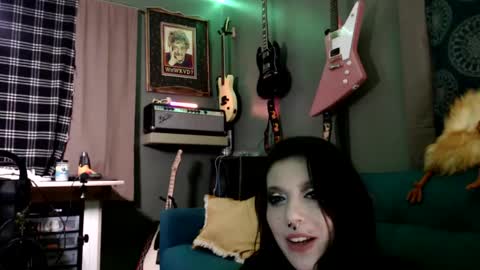 Snapshot of pleasantdinosaurus7537 chatting on November 28, 12:08 pm pleasantdinosaurus7537 online show from November 28, 12:08 pm