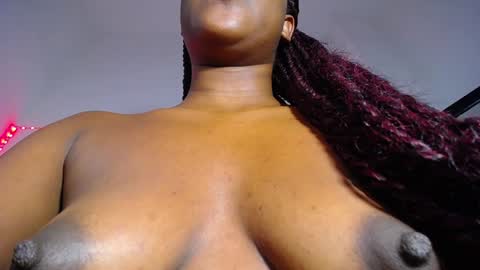 Snapshot of pleassing_ebonny chatting on January 8, 7:13 pm CHARLOTTE online show from January 8, 7:13 pm
