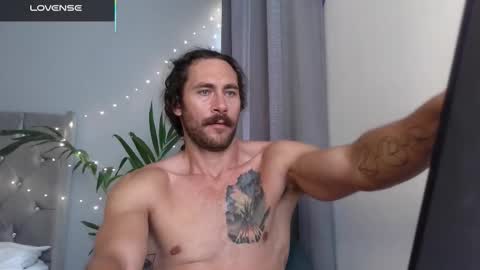 Snapshot of pleasurea chatting on November 22, 9:58 pm pleasure online show from November 22, 9:58 pm