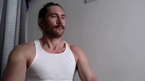 Snapshot of pleasurea chatting on December 22, 3:31 pm pleasure online show from December 22, 3:31 pm