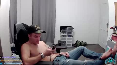 plkrisztian online show from November 22, 4:39 pm