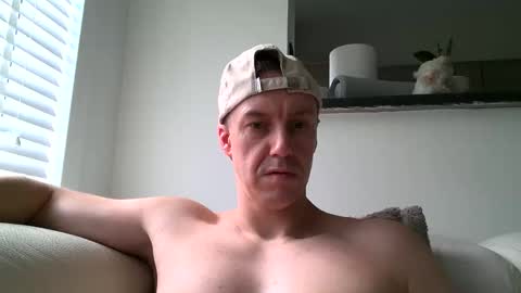 Snapshot of ploki2000 chatting on September 14, 11:31 am Kevin online show from September 14, 11:31 am