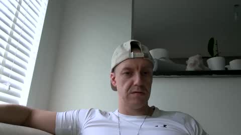 Snapshot of ploki2000 chatting on November 2, 3:14 pm Kevin online show from November 2, 3:14 pm