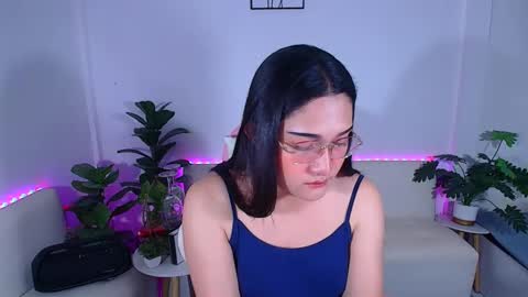 Snapshot of ploysaithailand chatting on October 7, 9:28 am Ploysai online show from October 7, 9:28 am