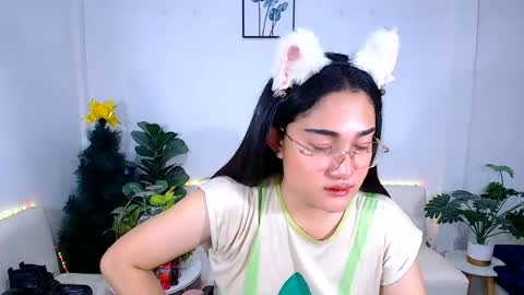 Snapshot of ploysaithailand chatting on June 14, 11:07 pm Ploysai online show from June 14, 11:07 pm