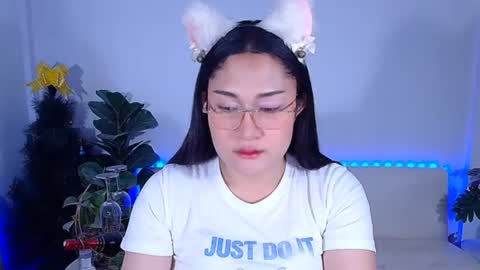 Snapshot of ploysaithailand chatting on July 17, 7:15 am Ploysai online show from July 17, 7:15 am