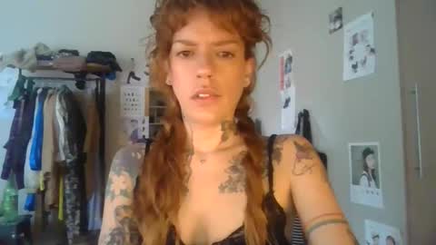 Snapshot of plsmecha chatting on June 9, 5:57 pm plsmecha online show from June 9, 5:57 pm