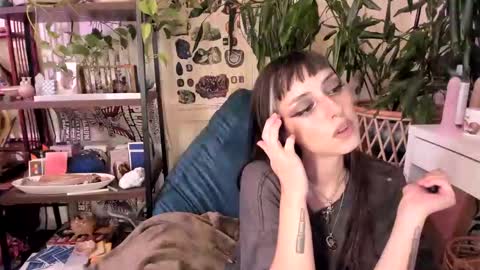 Goddess Pluto online show from September 27, 8:03 pm