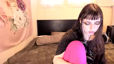 Goddess Pluto online show from March 13, 9:32 pm