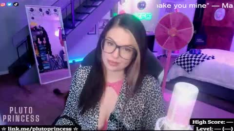 Pluto Princess online show from November 15, 7:38 am