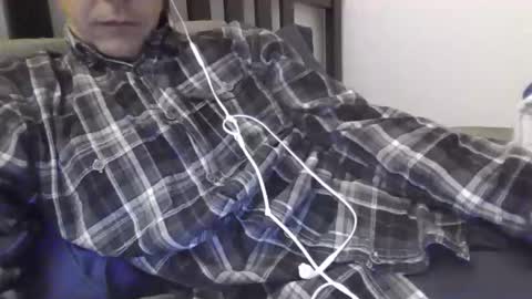 Snapshot of plyre chatting on November 28, 2:25 am plyre online show from November 28, 2:25 am