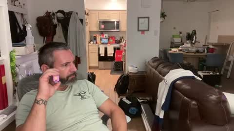 Snapshot of pmitch88 chatting on July 22, 6:49 am Slug online show from July 22, 6:49 am